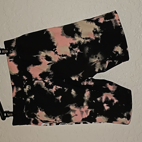 Pink Floyd Shorts - Picture 6 of 16